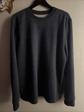 Men's Dark Charcoal Crewneck Sweater - Classic Everyday Knit